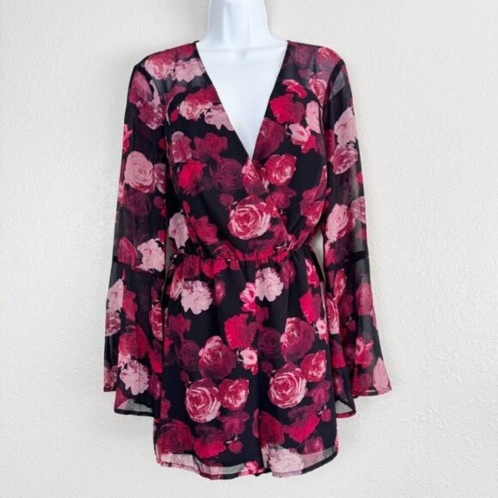 BCBGeneration floral rose flare sleeve ruffle romper M